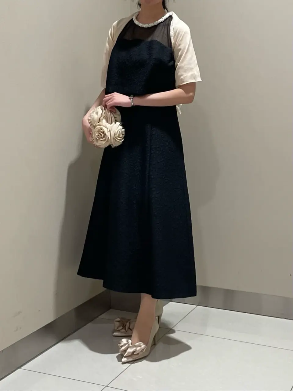 GRACE CONTINENTAL The Banquet Ezawa.M コーディネート画像