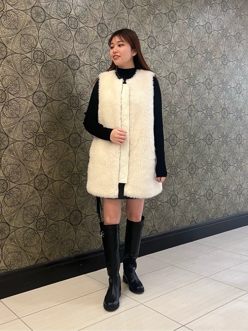 GRACE CONTINENTAL The Banquet 赤坂 梨来 コーディネート画像