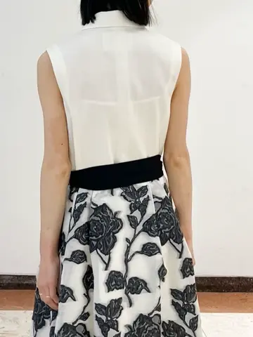 GRACE CONTINENTAL The Banquet yuri コーディネート画像