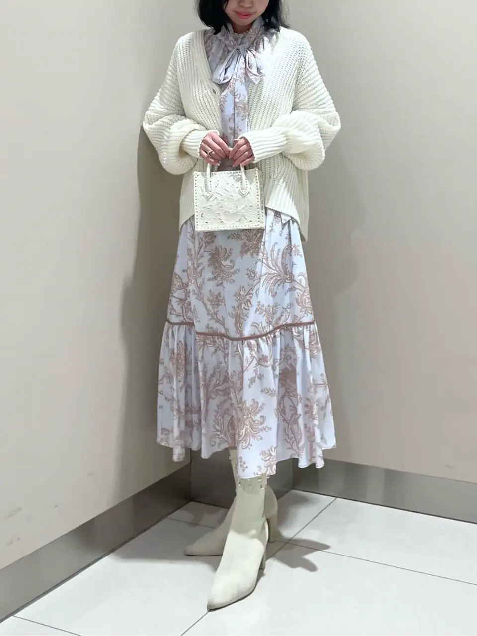 GRACE CONTINENTAL The Banquet Ezawa.M コーディネート画像