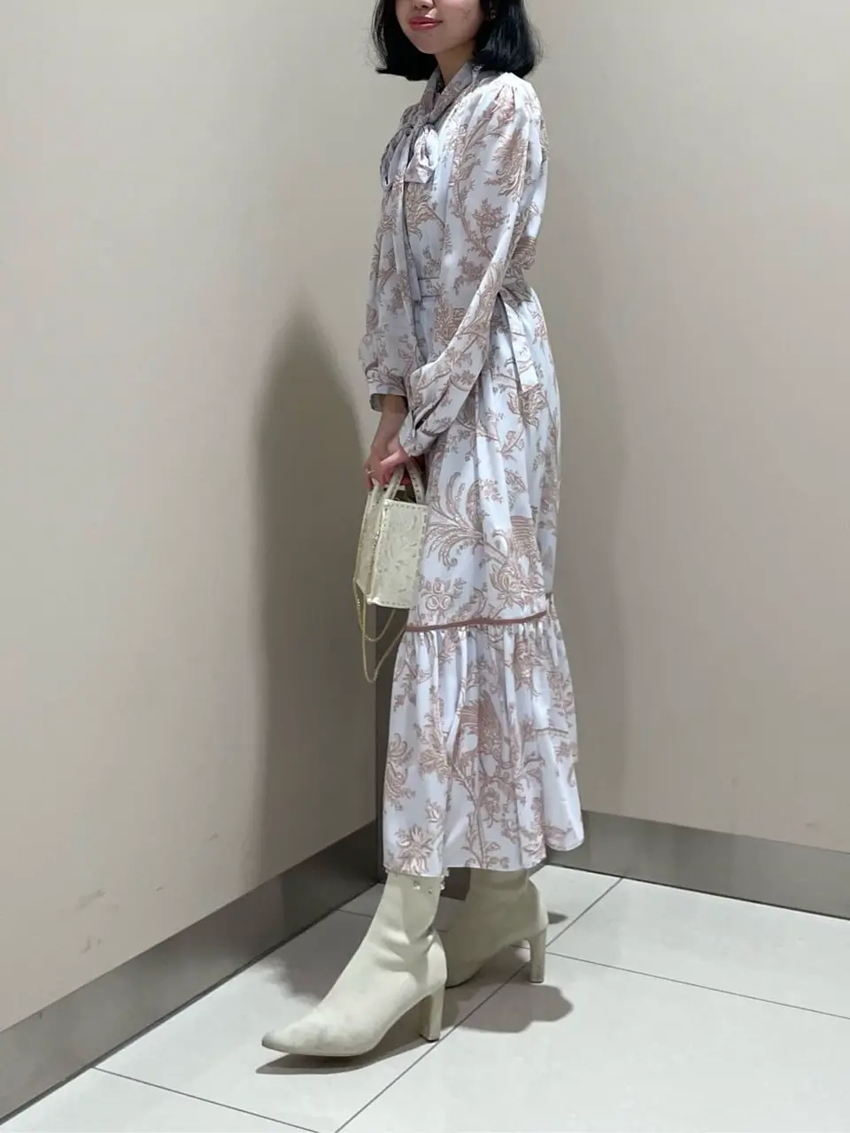 GRACE CONTINENTAL The Banquet Ezawa.M コーディネート画像