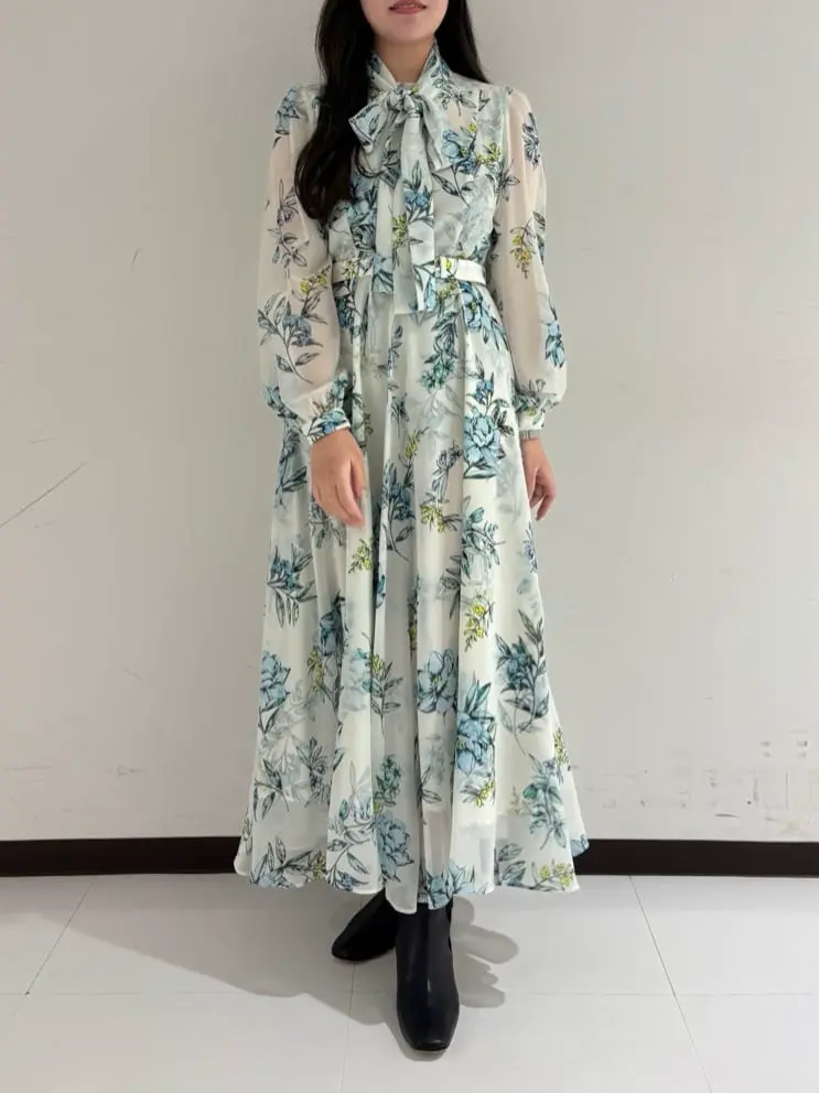 GRACE CONTINENTAL The Banquet 松原 明音 コーディネート画像