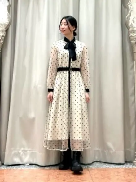 GRACE CONTINENTAL The Banquet eri コーディネート画像