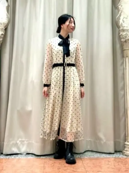 GRACE CONTINENTAL The Banquet eri コーディネート画像