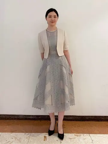 GRACE CONTINENTAL The Banquet mikiho コーディネート画像