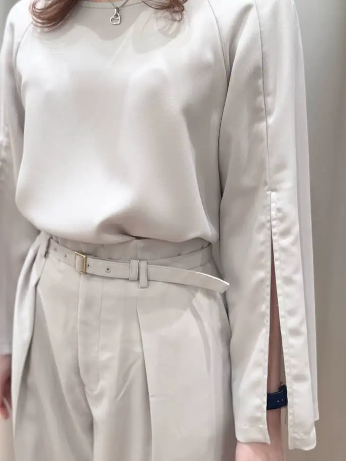 GRACE CONTINENTAL The Banquet 関谷　真琴 コーディネート画像