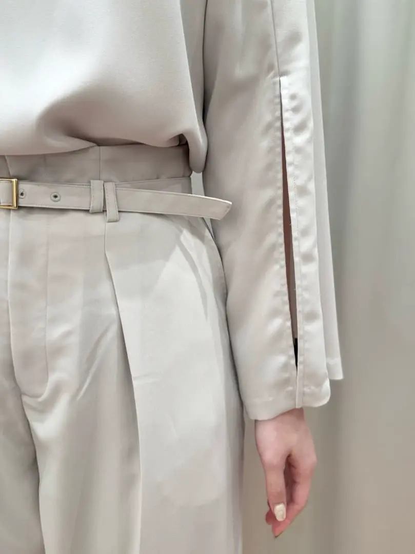 GRACE CONTINENTAL The Banquet 関谷　真琴 コーディネート画像