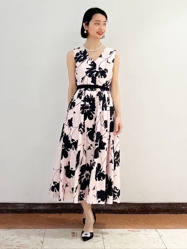 GRACE CONTINENTAL The Banquet yuri コーディネート画像