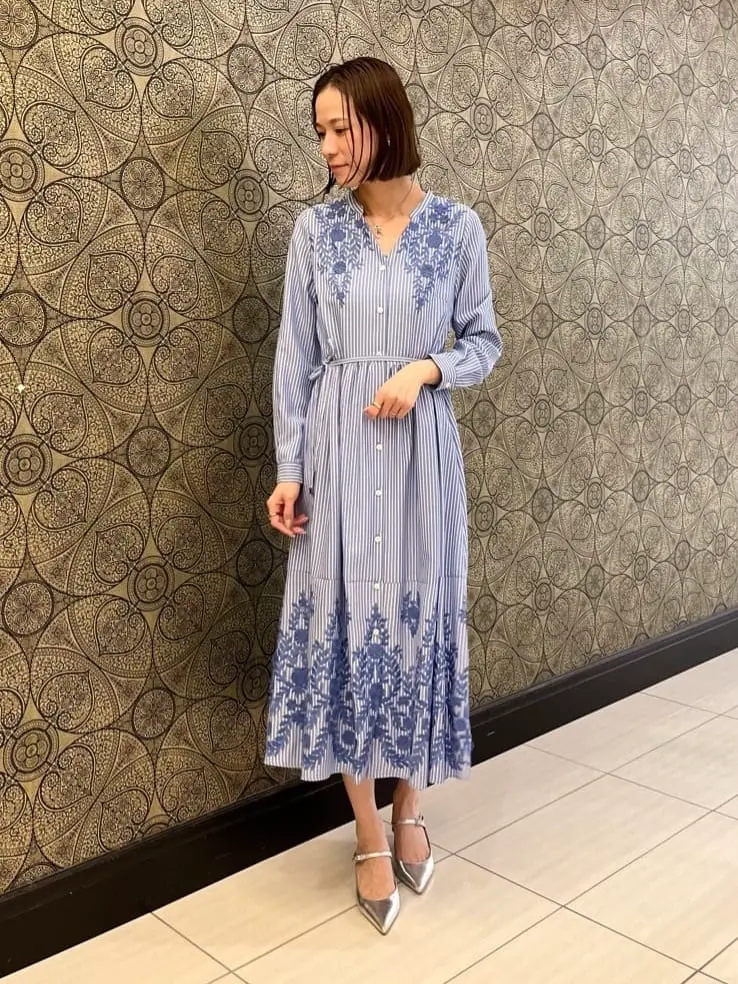 GRACE CONTINENTAL The Banquet 亀田 未希 コーディネート画像