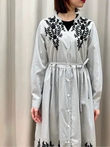 GRACE CONTINENTAL The Banquet eri コーディネート画像