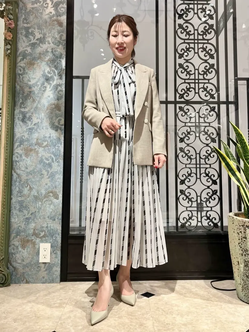 GRACE CONTINENTAL The Banquet 泉　智子 コーディネート画像