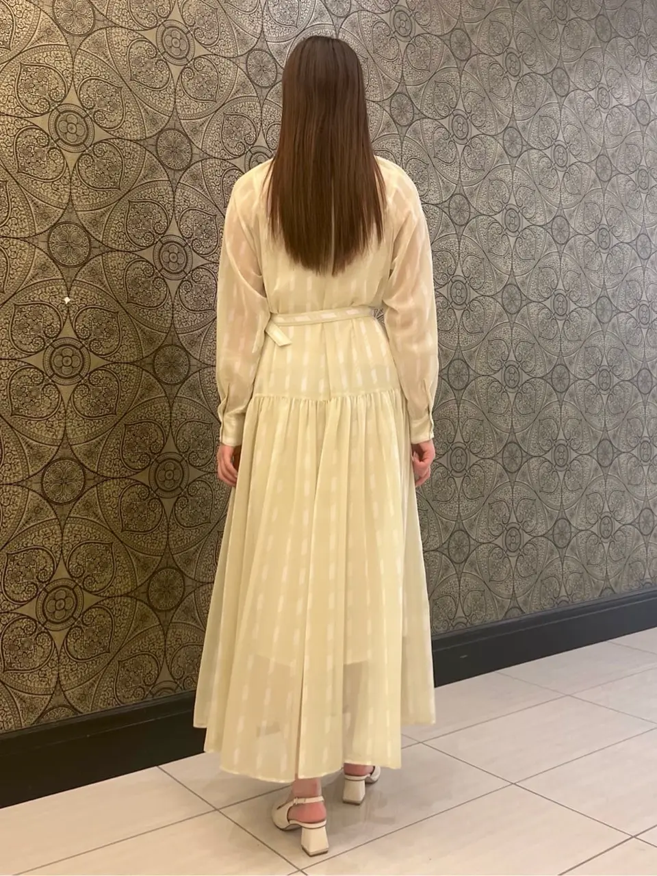 GRACE CONTINENTAL The Banquet 赤坂 梨来 コーディネート画像