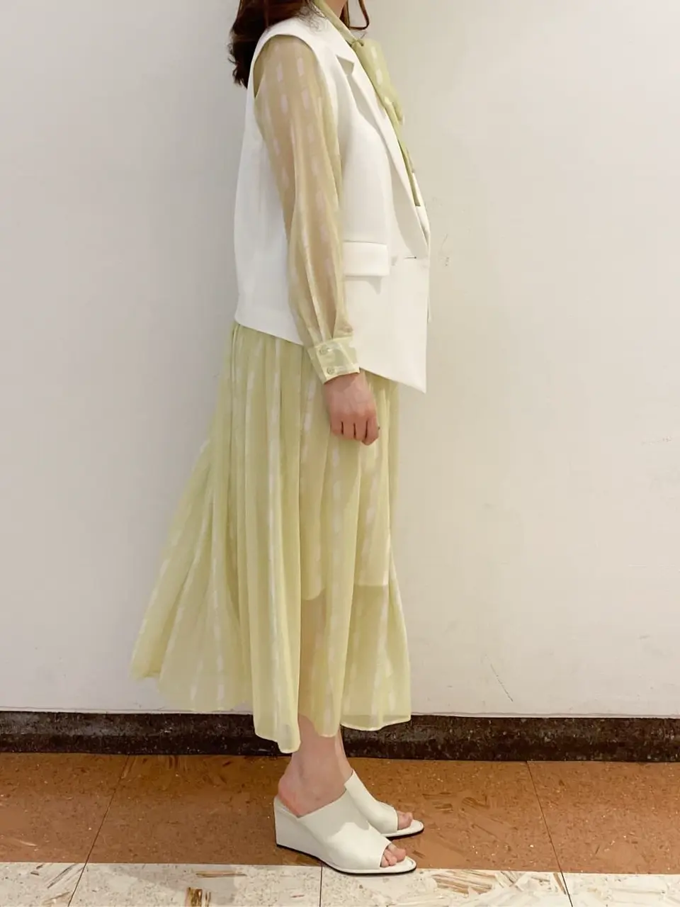 GRACE CONTINENTAL The Banquet mikiho コーディネート画像