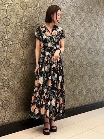 GRACE CONTINENTAL The Banquet 亀田 未希 コーディネート画像