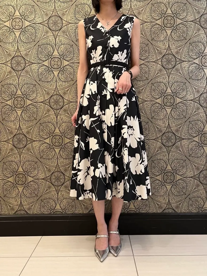 GRACE CONTINENTAL The Banquet 亀田 未希 コーディネート画像