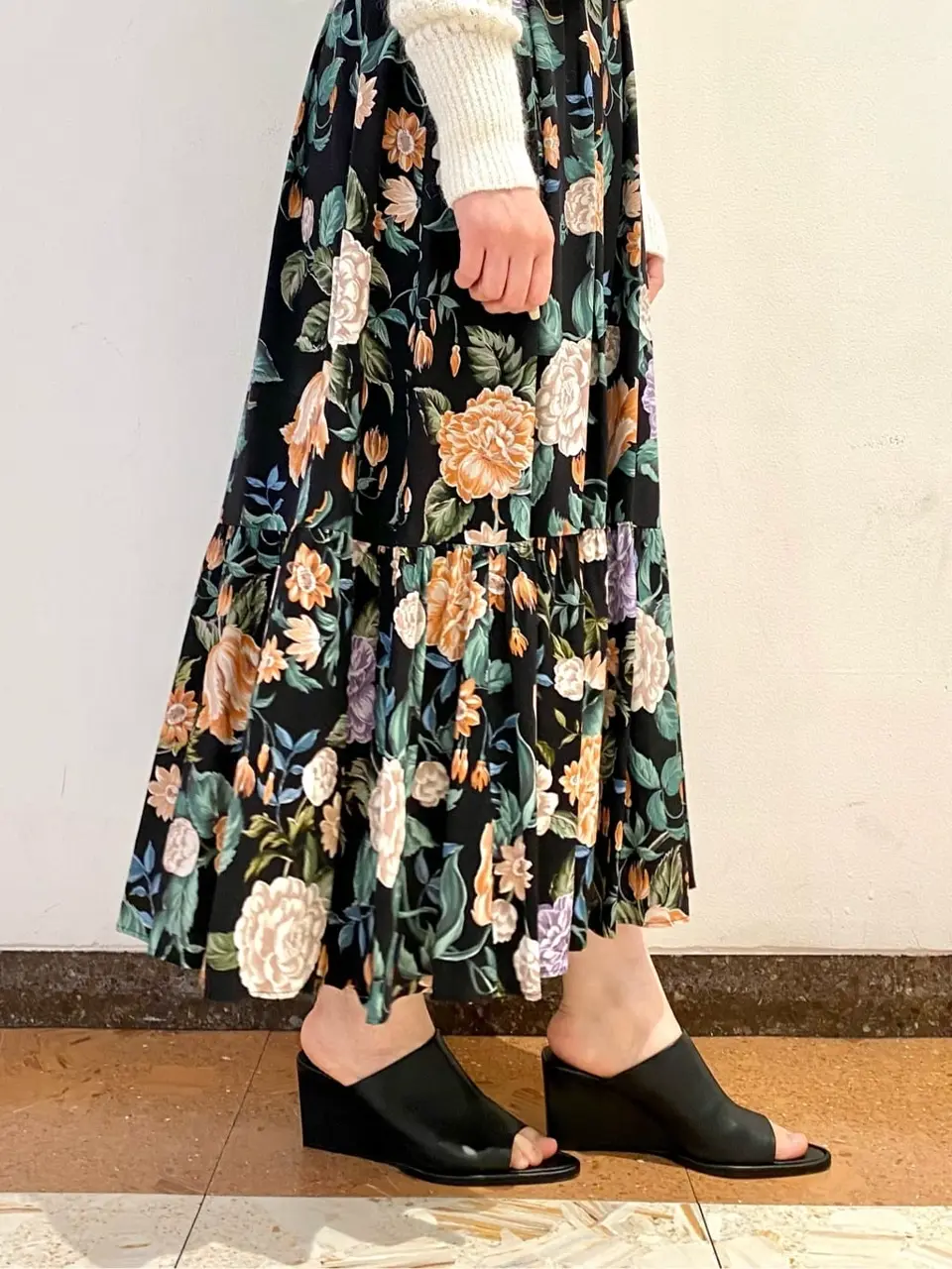 GRACE CONTINENTAL The Banquet mikiho コーディネート画像