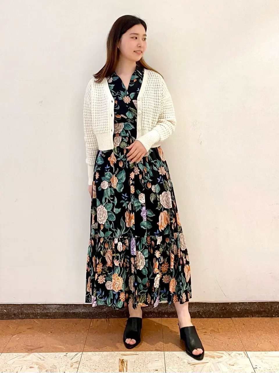 GRACE CONTINENTAL The Banquet mikiho コーディネート画像