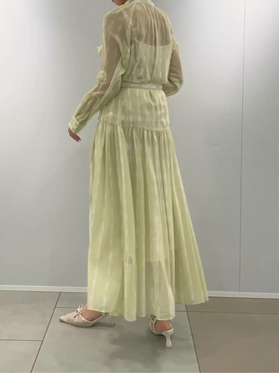 GRACE CONTINENTAL The Banquet Ezawa.M コーディネート画像