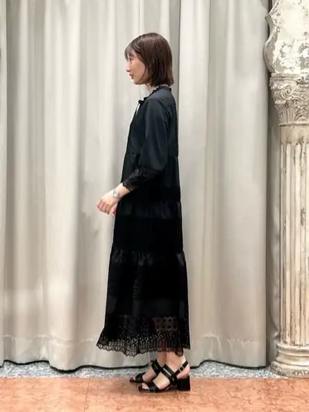 GRACE CONTINENTAL The Banquet eri コーディネート画像