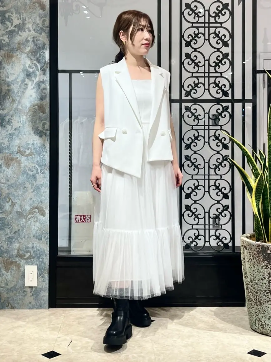 GRACE CONTINENTAL The Banquet 泉　智子 コーディネート画像