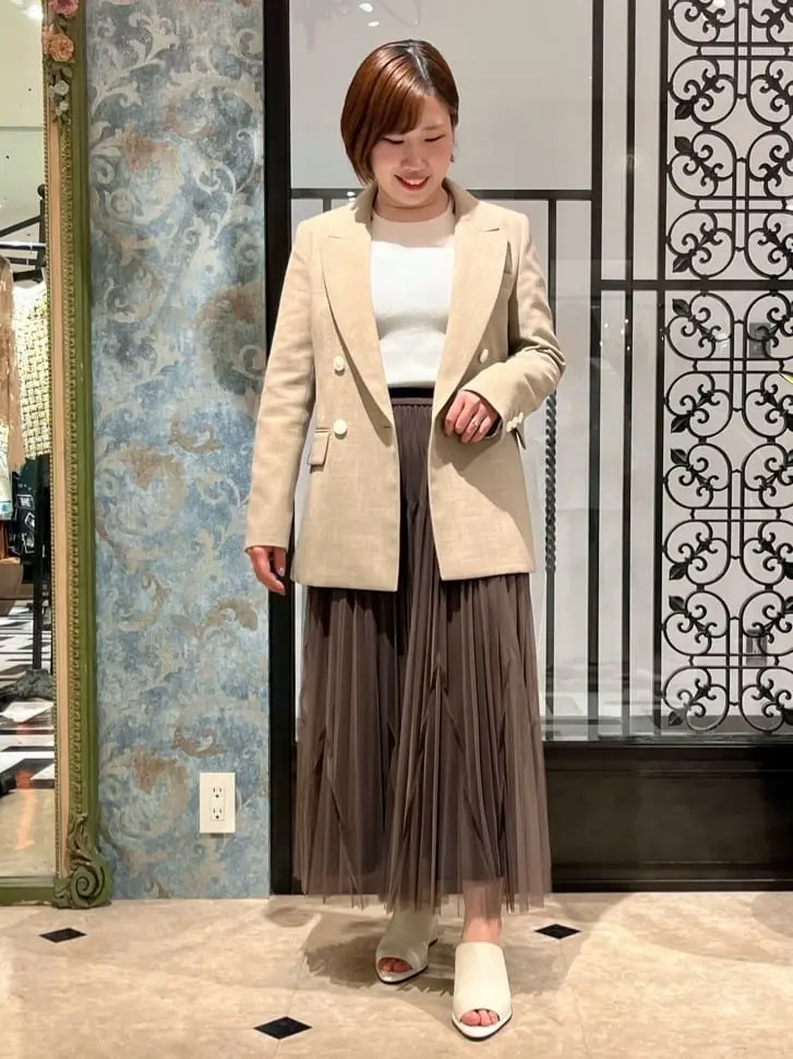 GRACE CONTINENTAL The Banquet 吉永　ひかる コーディネート画像