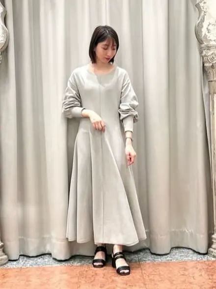 GRACE CONTINENTAL The Banquet eri コーディネート画像