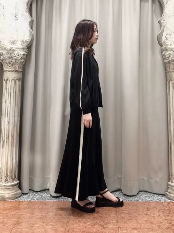 GRACE CONTINENTAL The Banquet 関谷　真琴 コーディネート画像