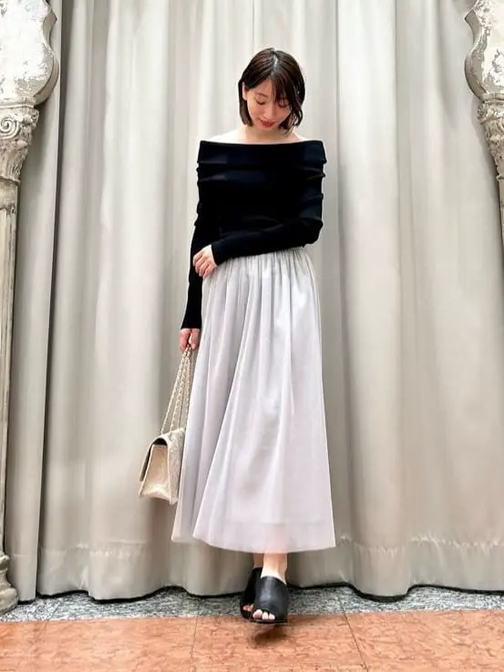 GRACE CONTINENTAL The Banquet eri コーディネート画像