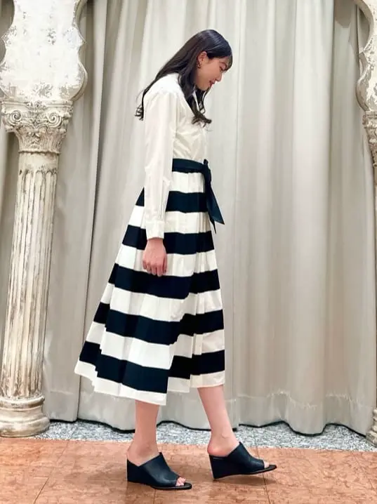 GRACE CONTINENTAL The Banquet 遠藤　みずき コーディネート画像