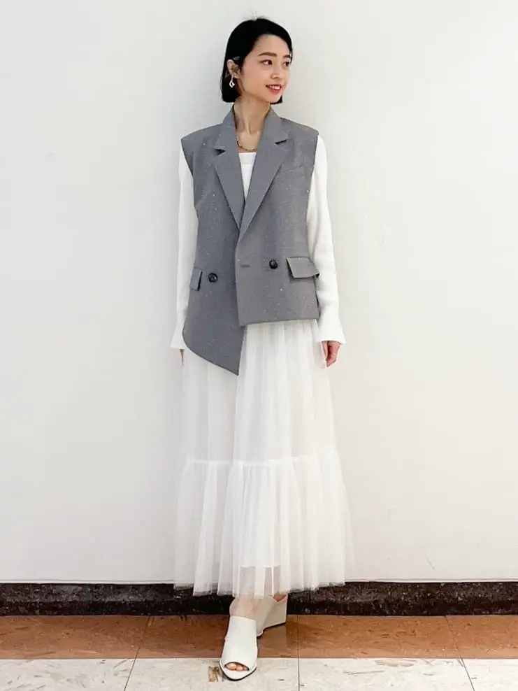 GRACE CONTINENTAL The Banquet yuri コーディネート画像