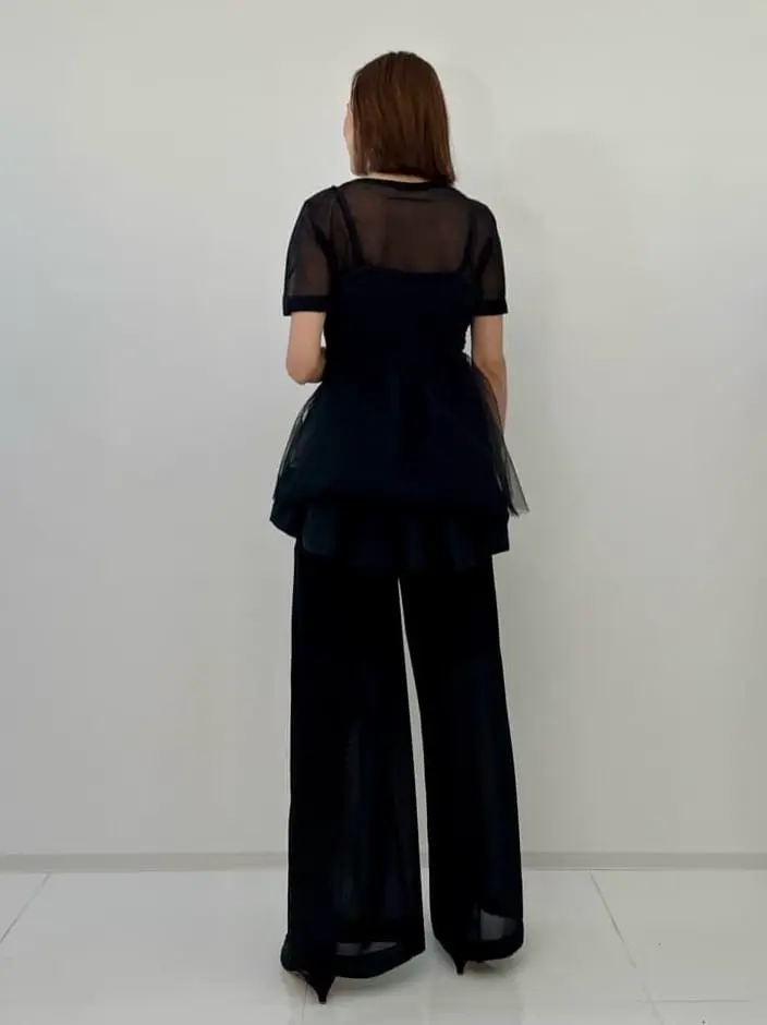 GRACE CONTINENTAL The Banquet 亀田 未希 コーディネート画像