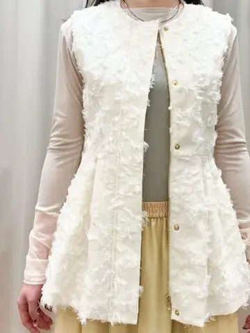 GRACE CONTINENTAL The Banquet 遠藤　みずき コーディネート画像