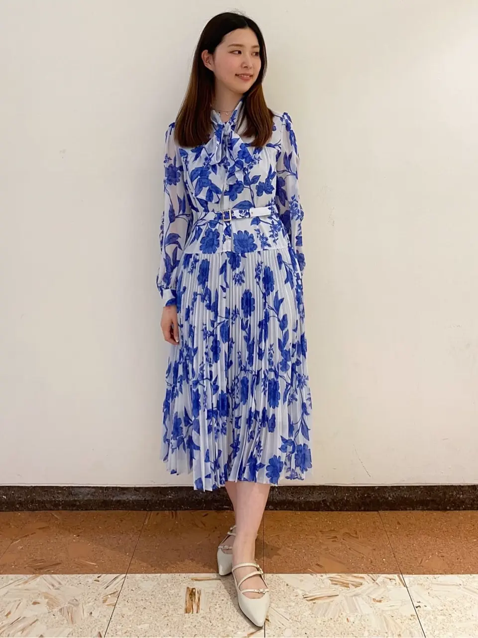 GRACE CONTINENTAL The Banquet mikiho コーディネート画像