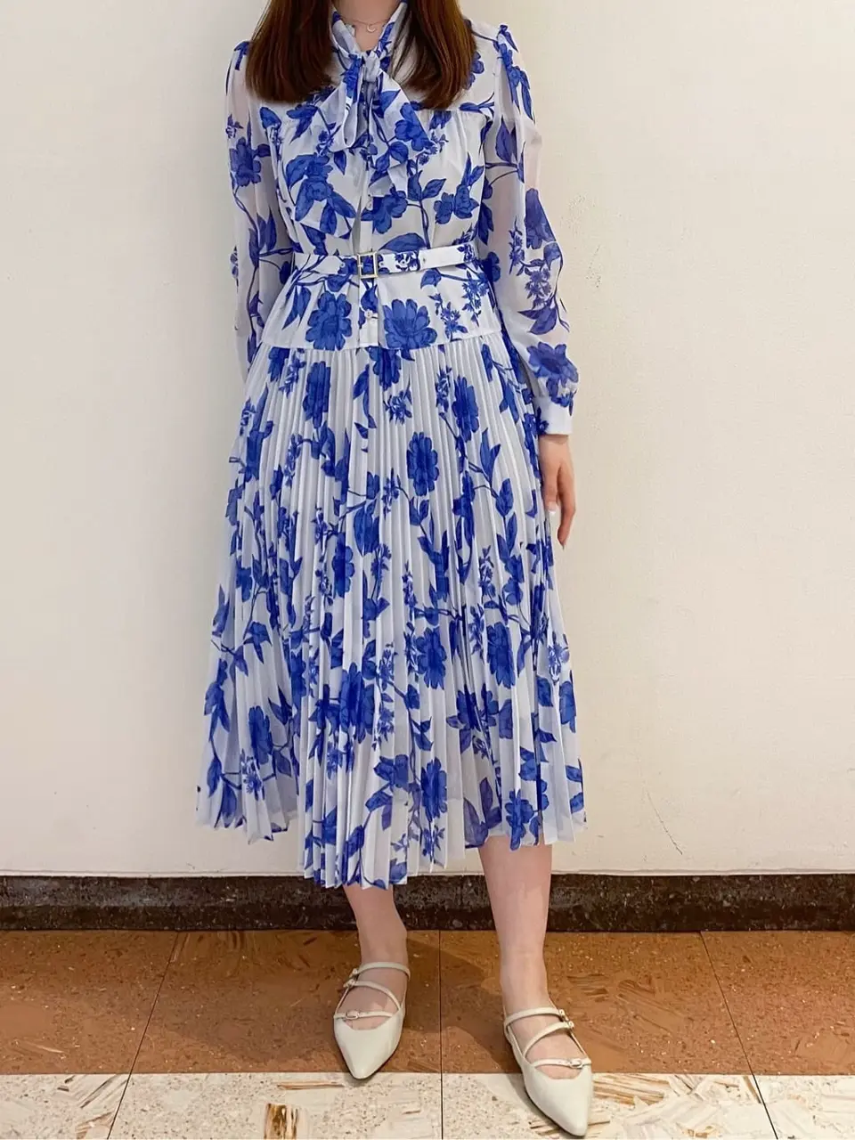 GRACE CONTINENTAL The Banquet mikiho コーディネート画像