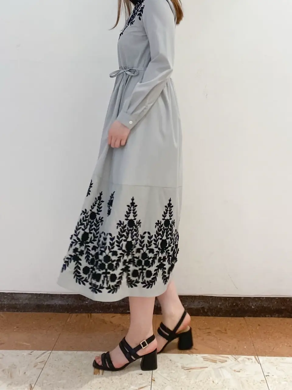 GRACE CONTINENTAL The Banquet mikiho コーディネート画像