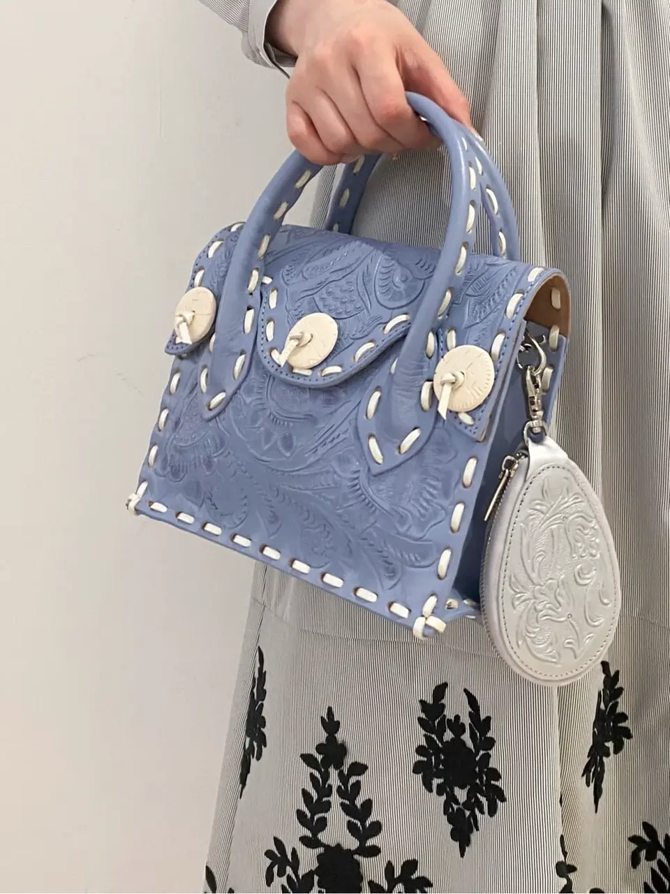 GRACE CONTINENTAL The Banquet mikiho コーディネート画像