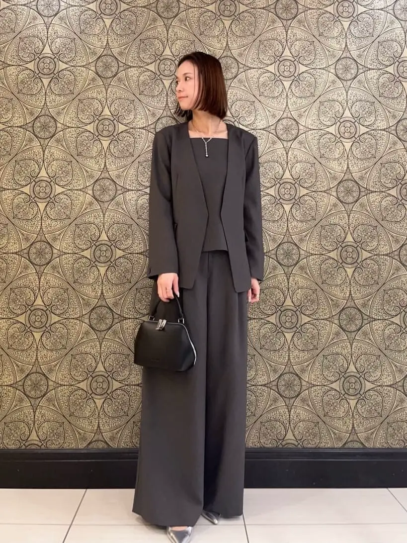 GRACE CONTINENTAL The Banquet 亀田 未希 コーディネート画像