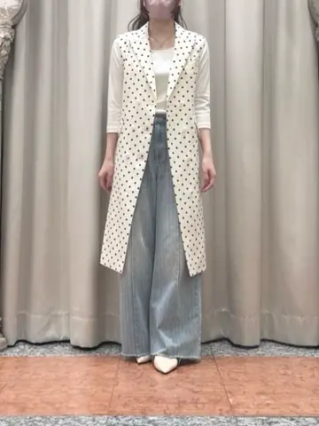 GRACE CONTINENTAL The Banquet 関谷　真琴 コーディネート画像