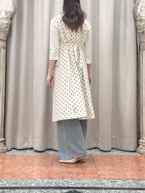 GRACE CONTINENTAL The Banquet 関谷　真琴 コーディネート画像