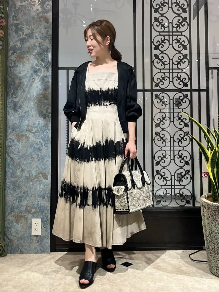 GRACE CONTINENTAL The Banquet 泉　智子 コーディネート画像