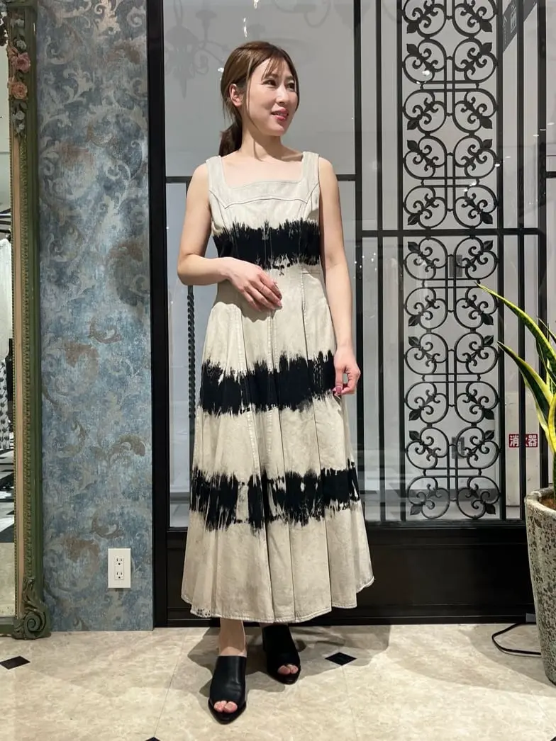 GRACE CONTINENTAL The Banquet 泉　智子 コーディネート画像