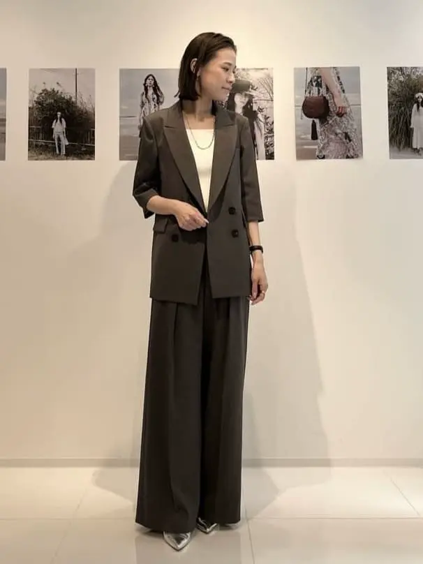 GRACE CONTINENTAL The Banquet 亀田 未希 コーディネート画像