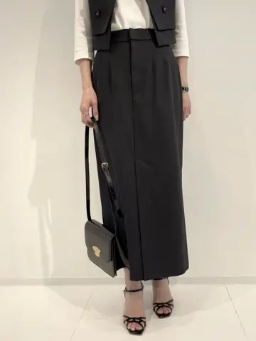 GRACE CONTINENTAL The Banquet 亀田 未希 コーディネート画像