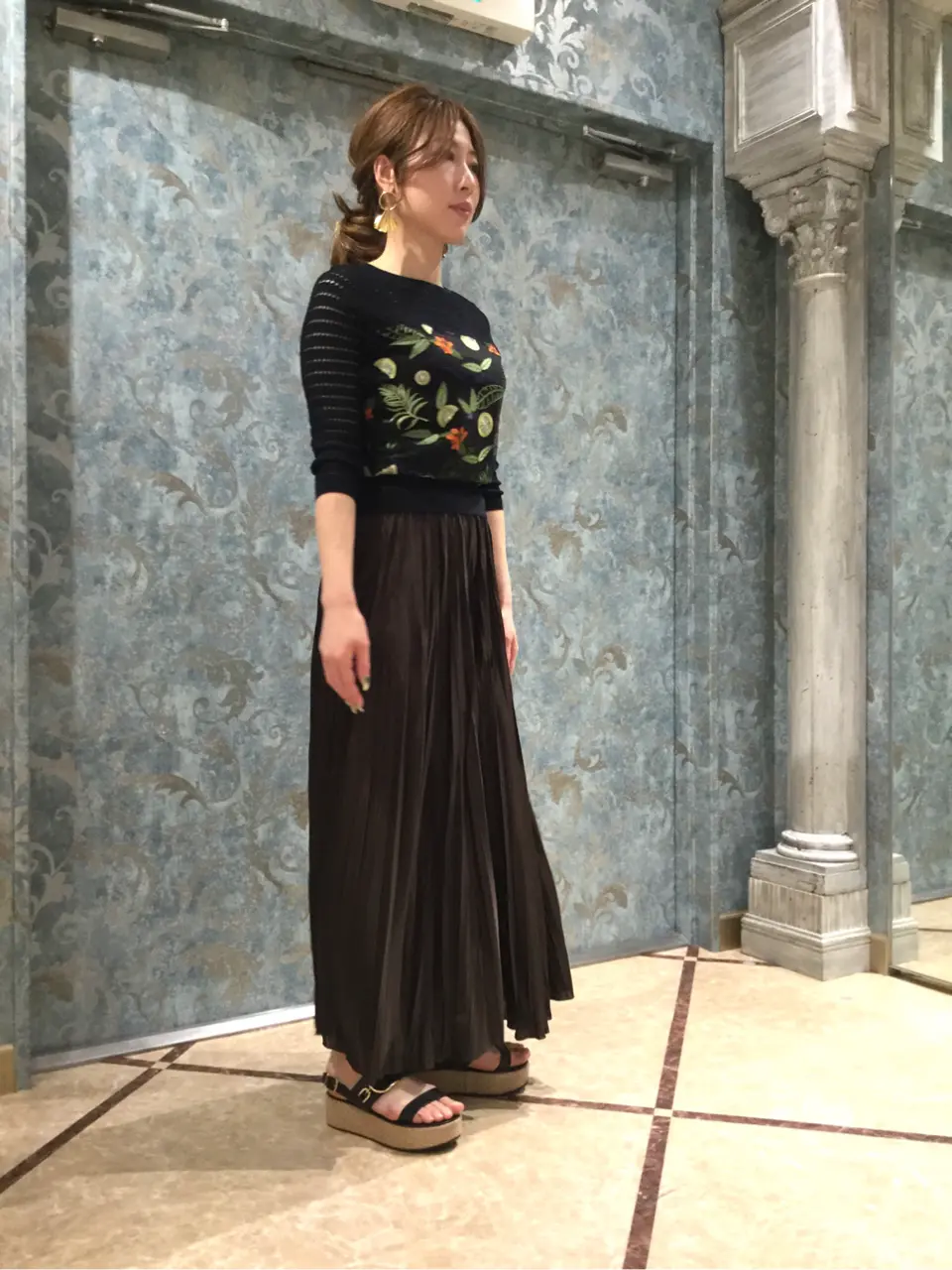 GRACE CONTINENTAL The Banquet 泉　智子 コーディネート画像