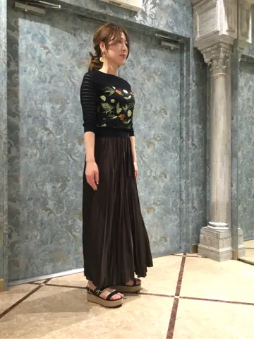 GRACE CONTINENTAL The Banquet 泉　智子 コーディネート画像