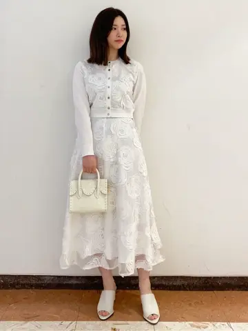 GRACE CONTINENTAL The Banquet mikiho コーディネート画像