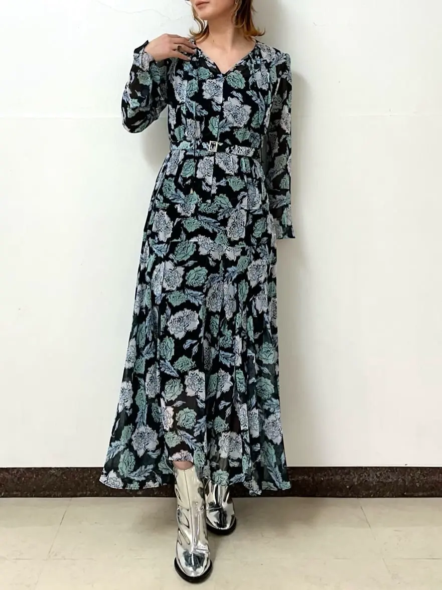 GRACE CONTINENTAL The Banquet Kogane. コーディネート画像