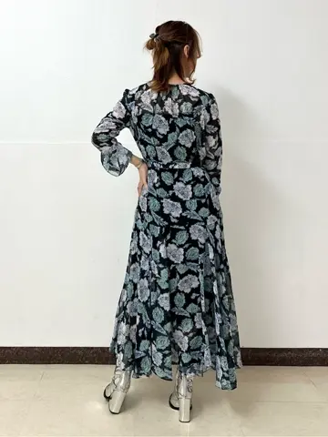 GRACE CONTINENTAL The Banquet Kogane. コーディネート画像