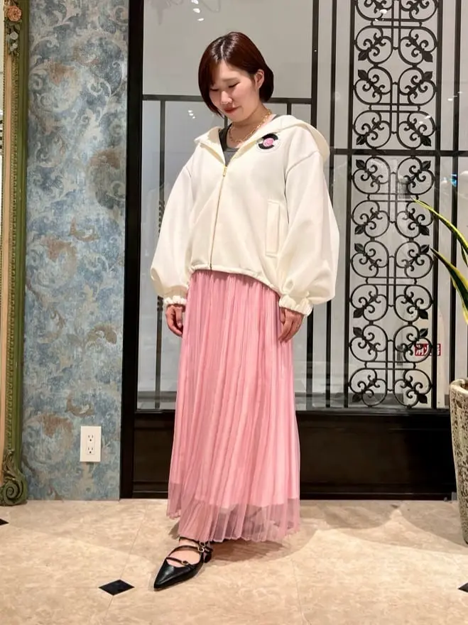 GRACE CONTINENTAL The Banquet 吉永　ひかる コーディネート画像