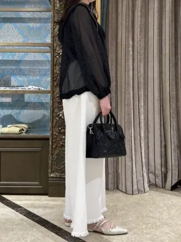 GRACE CONTINENTAL The Banquet Taura コーディネート画像